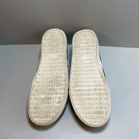 Juicy Couture green satin w/pink trim slip on shoe - Picture 10 of 11